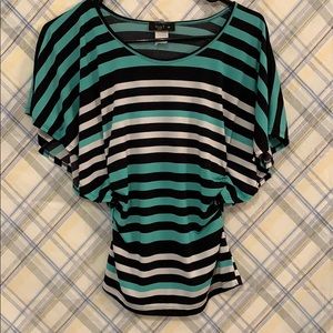 Super cute LoveT mermaid top